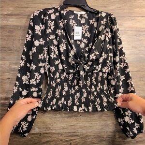 Love Tree Black and White Floral Blouse